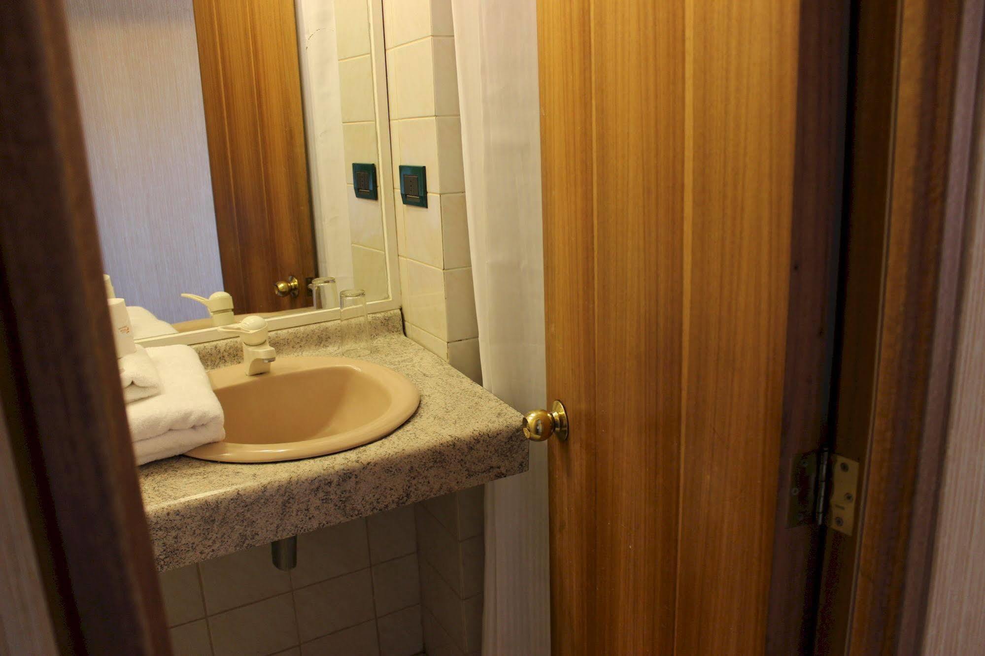 Hotel Antupiren Puerto Montt Kültér fotó